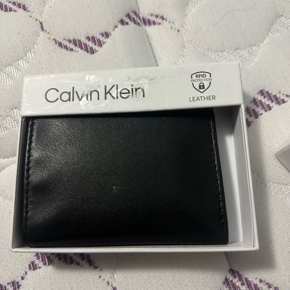 Calvin Klein Black Key and Card Holder